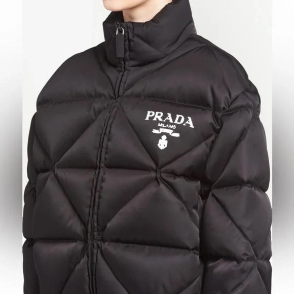 PRADA RE-NYLON GABARDINE CROPPED PUFFER - Picture 5 of 5